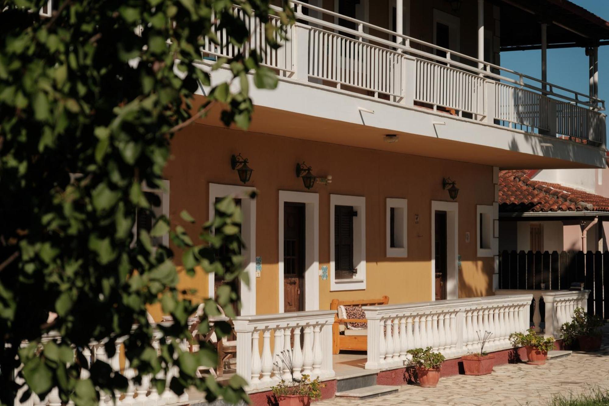 Serengeti Nap Comfy Rooms Sidari  Exterior photo