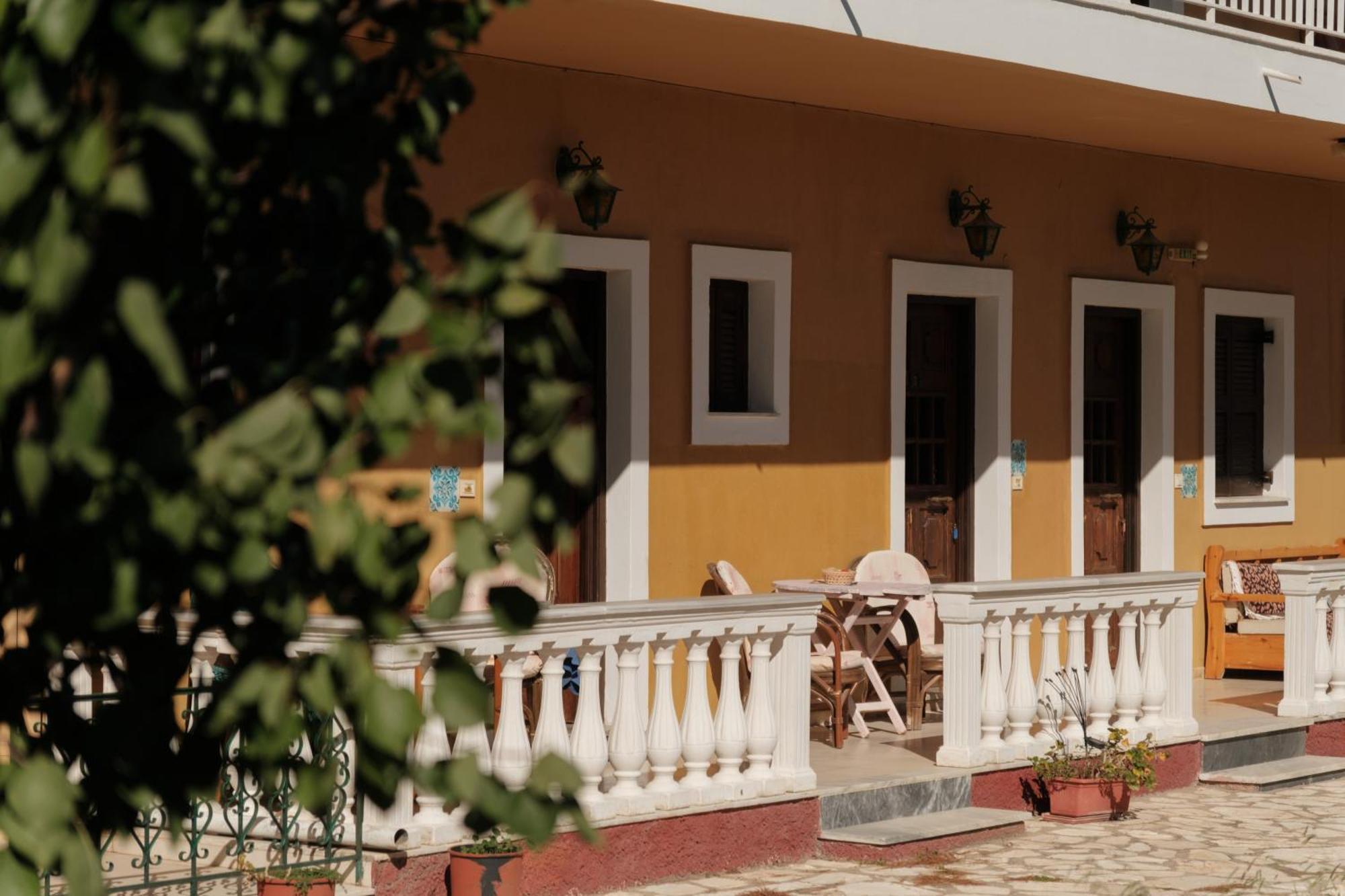 Serengeti Nap Comfy Rooms Sidari  Exterior photo
